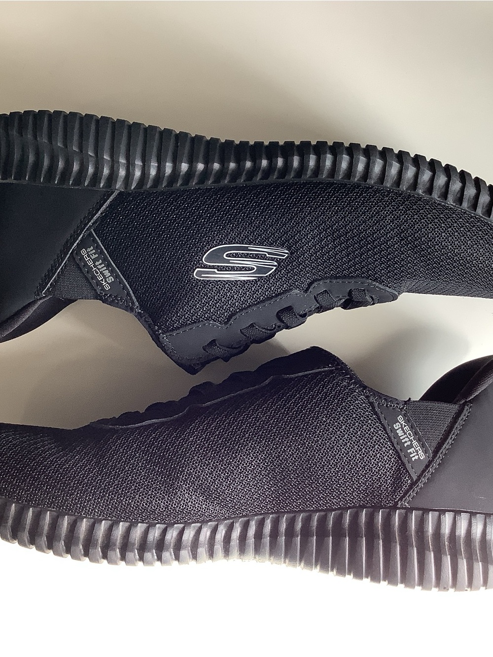 Skechers Men’s Hands Free Swift Fit Shoes Size 9.5 - Picture 7 of 10